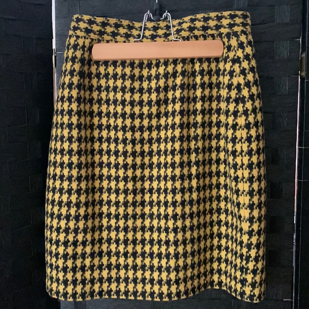 BOGO Small Vintage Yellow and Black Houndstooth Skirt